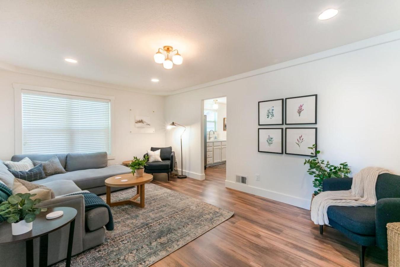 Craftsman Charmer In Downtown Cda คอร์ดาลีน ภายนอก รูปภาพ
